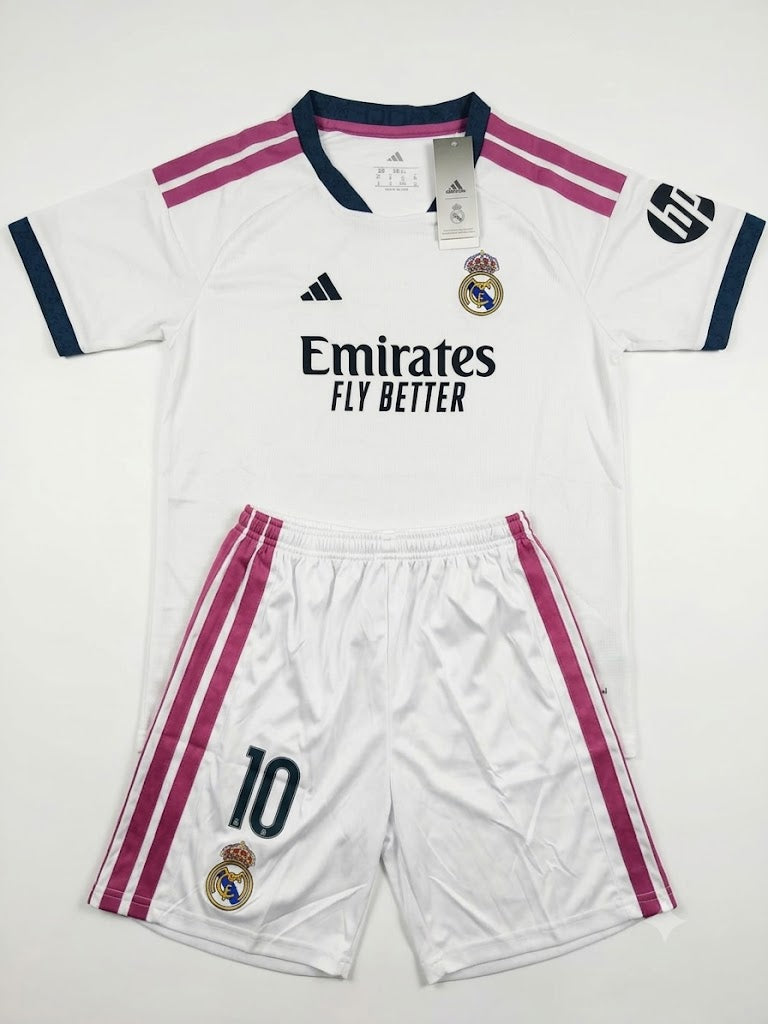 Conjunto Infantil Real Madrid – Kylian Mbappé #10 Temporada 26/27
