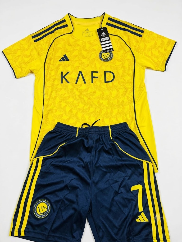 Conjunto Infantil Al Nassr – Cristiano Ronaldo #7